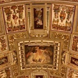 Meet your Posher, Amaris